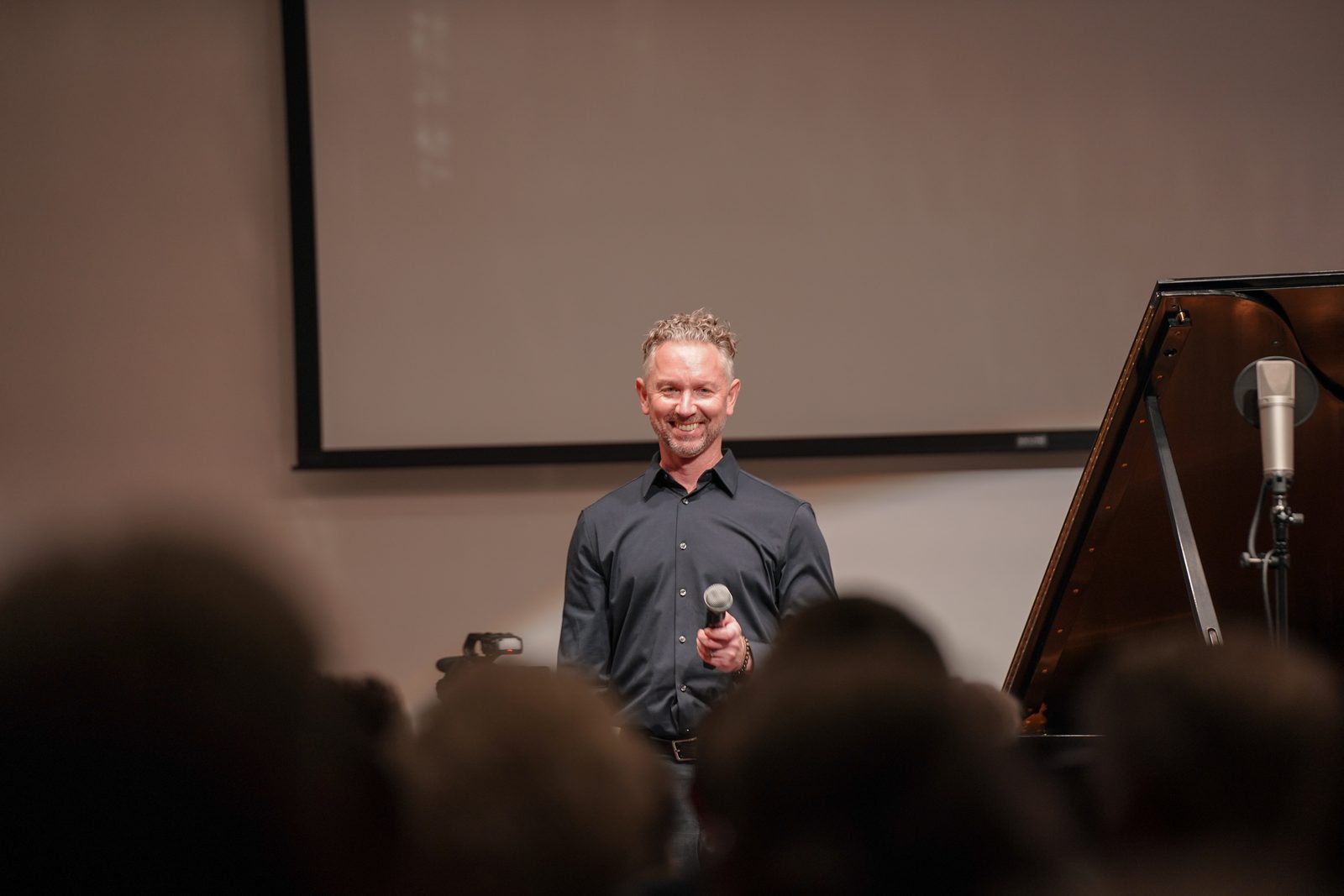 Justin Levitt speaks to the audience